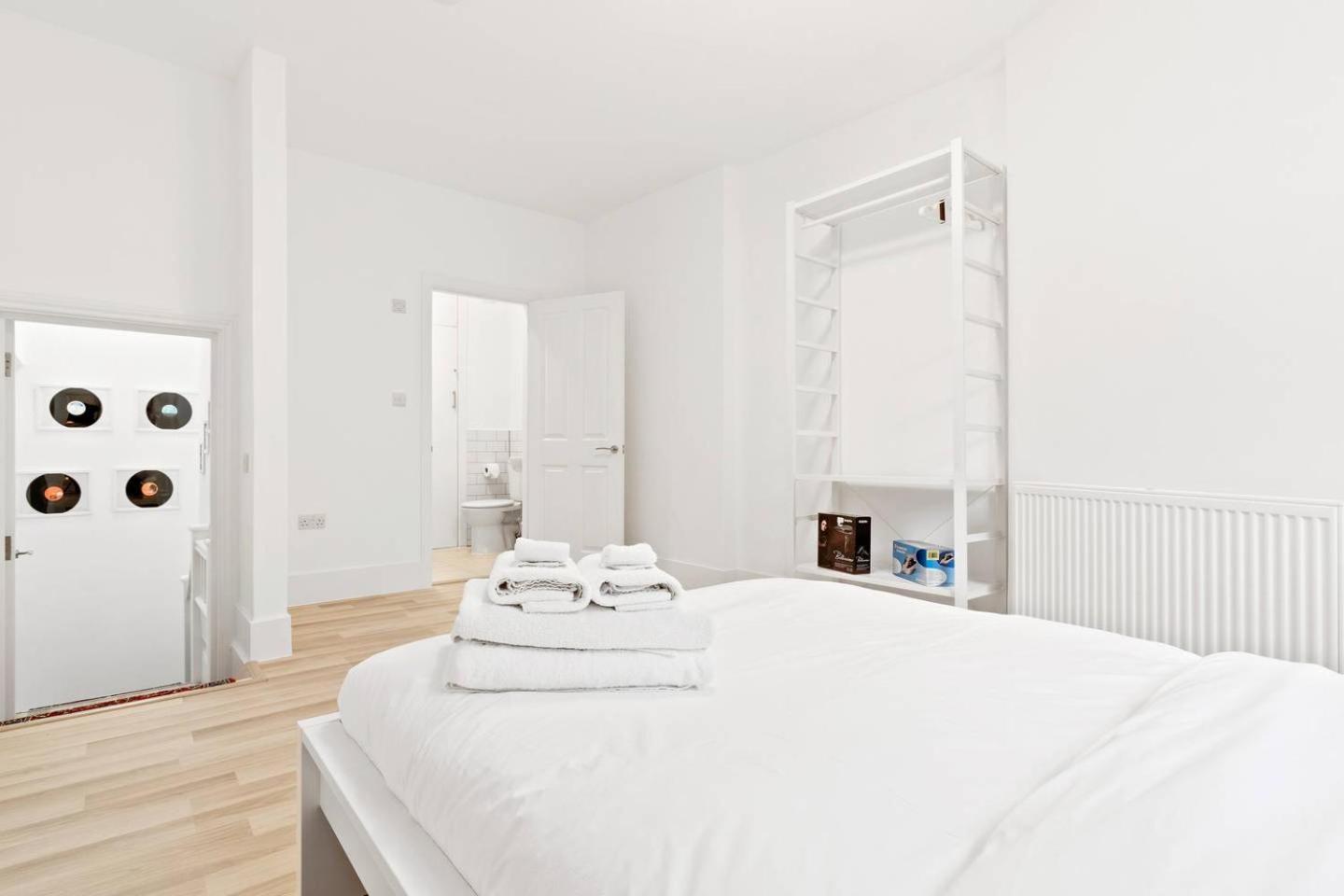 Airy Spacious 1 Bedroom Aprtment With Garden In Brixton Londra Dış mekan fotoğraf